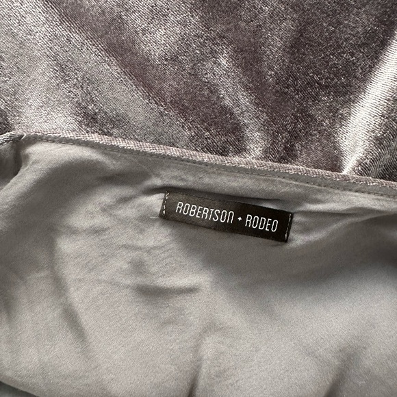 Robertson + Rodeo Velvet Tank in Silver/Gray - Picture 6 of 6